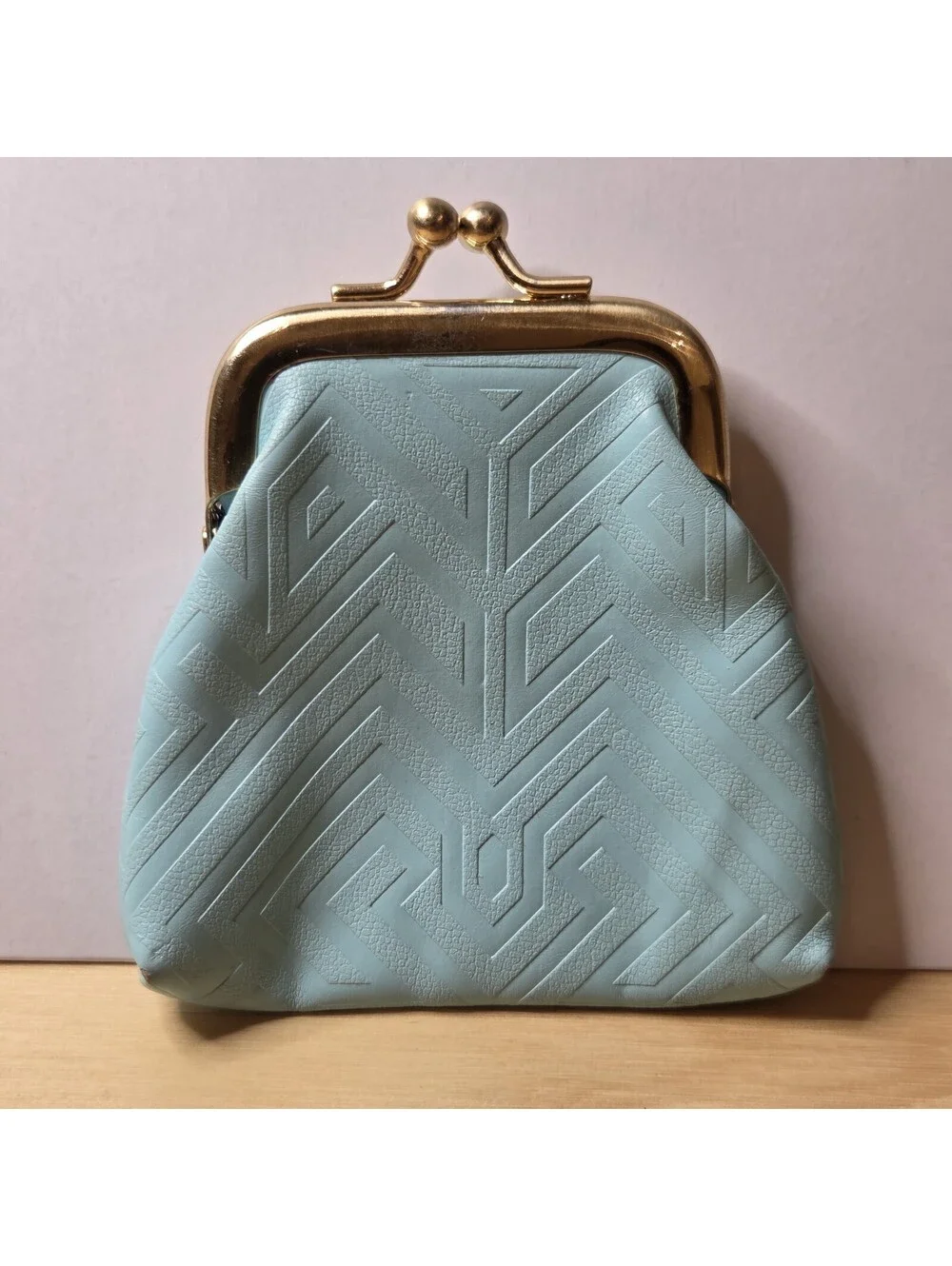 Teal Geometric Print Polyester Kiss Lock Wallet.  Very Clean!  Nice Wallet!!